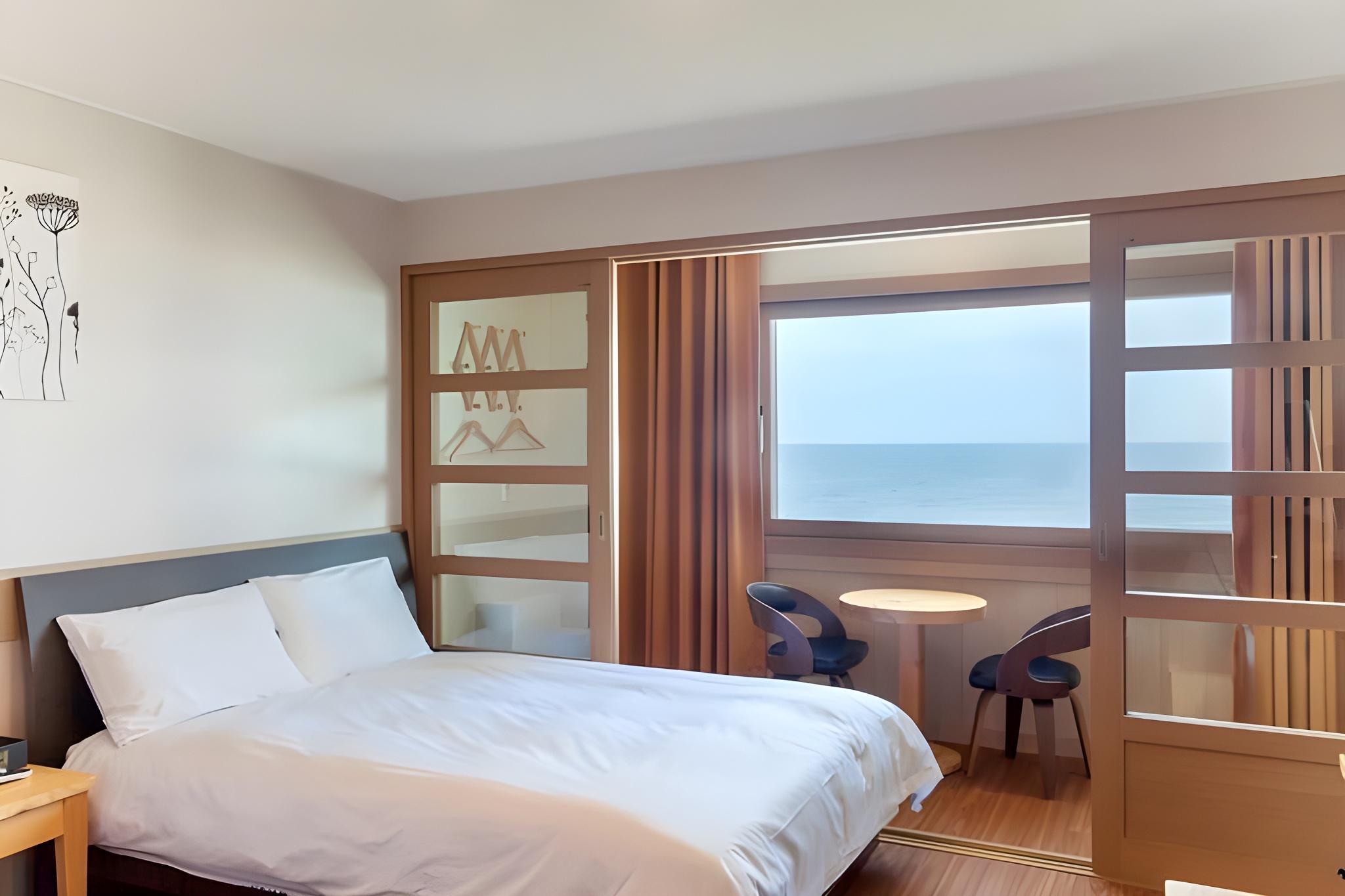Family, Twin Beds, Ocean View, New Building
