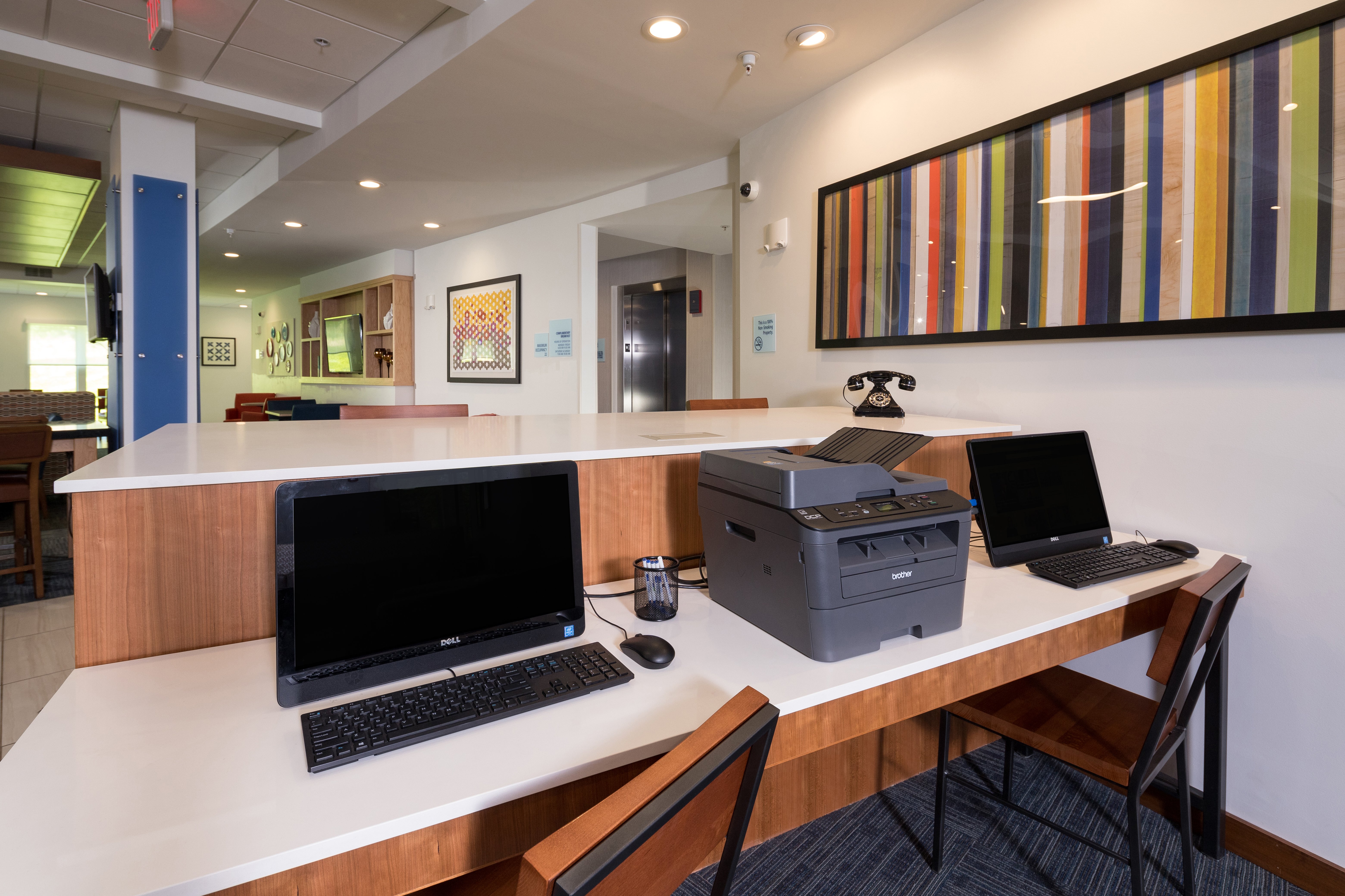 Holiday Inn Express Suites Michigan City 43/46