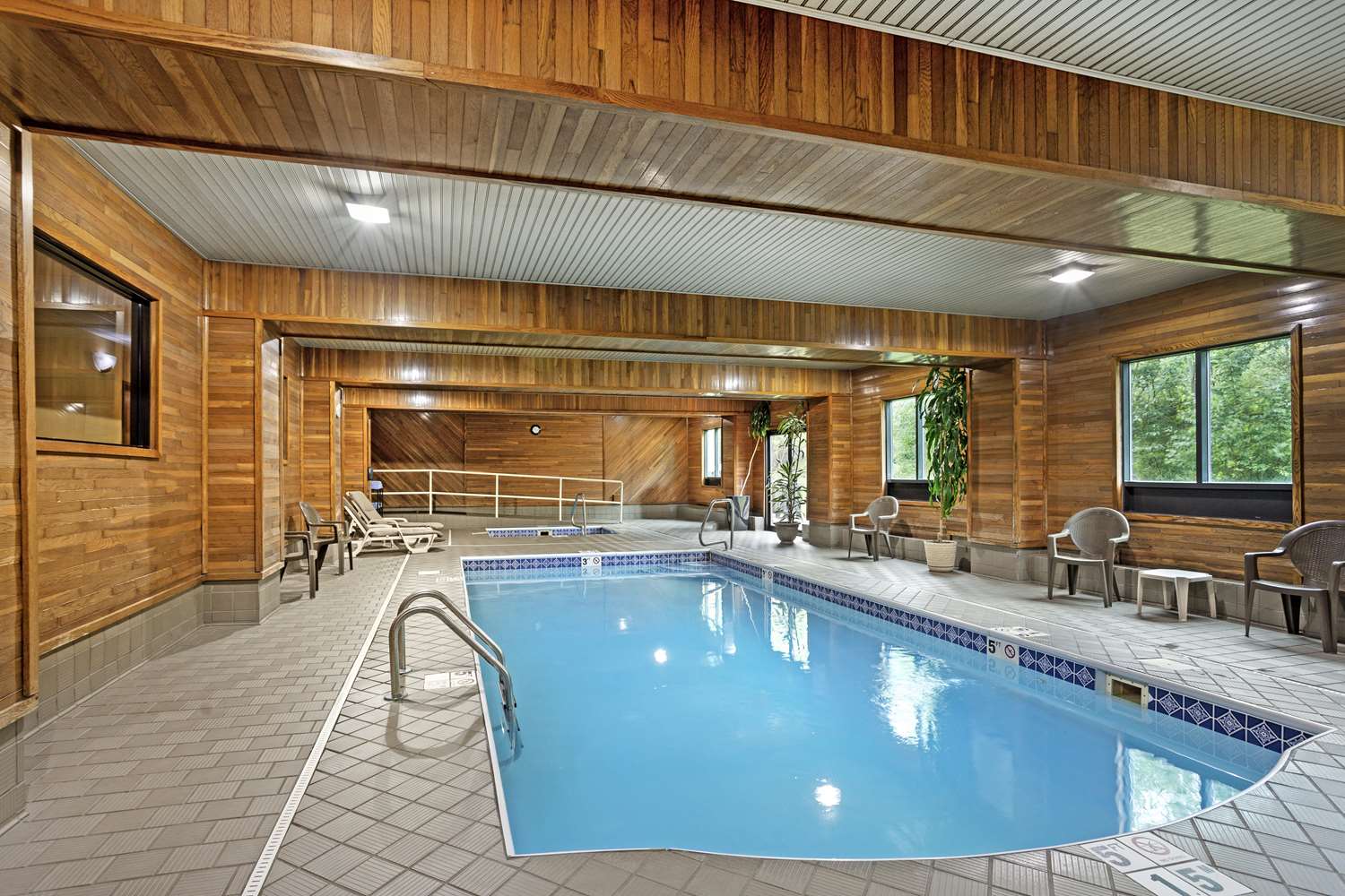 Best Western Plus Clearfield 24/45