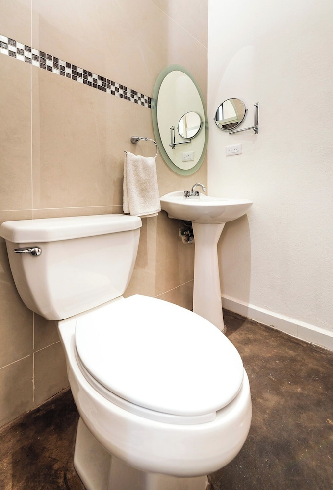 Capital O Hotel Joyma Suites, San Luis 51/53