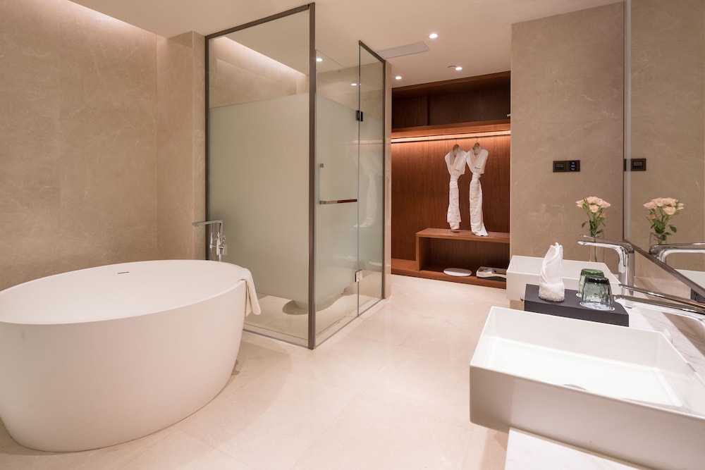 Wyndham Nankunshan 7/41