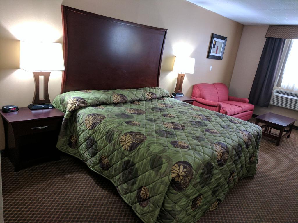 Luxury Inn 3/16
