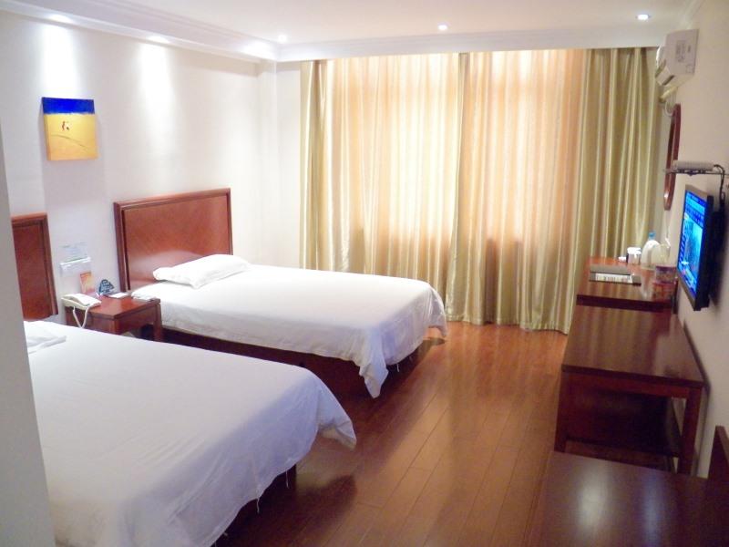 GreenTree Inn Yangzhou Jiangdu Development Zone Daqiao Town Express Hotel 11/19