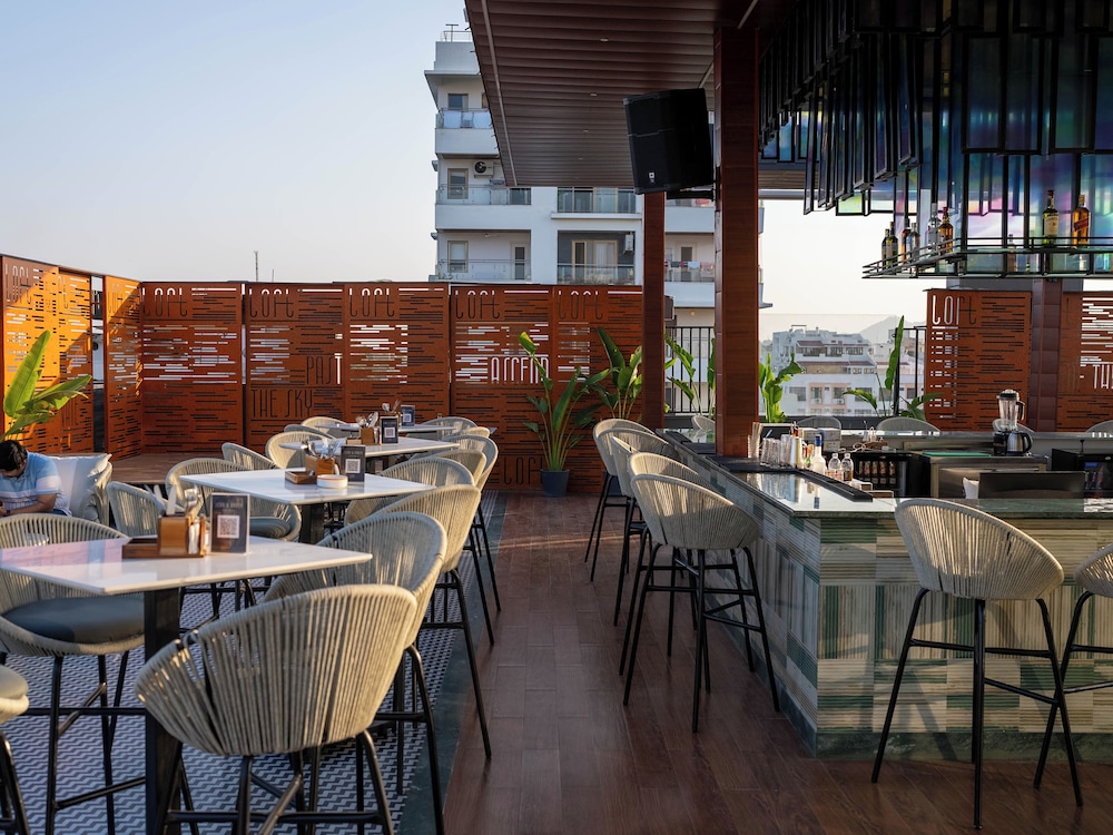 Hotel Mumbai House 37/50