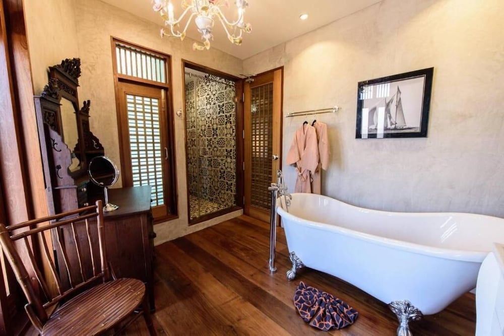 Roomquest Rimrabeang At Amphawa 13/56