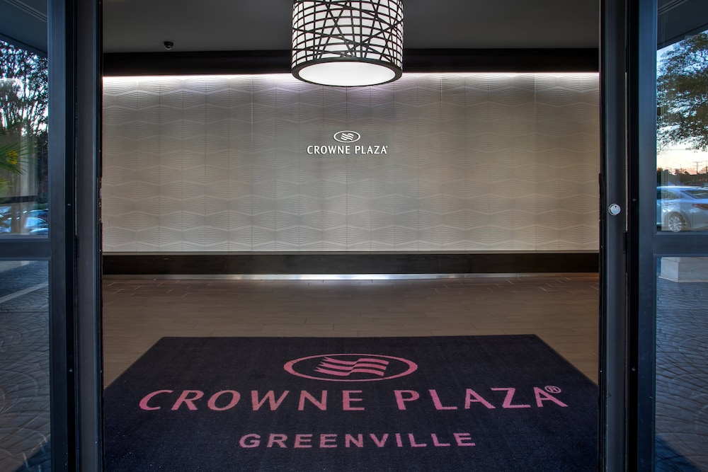 Crowne Plaza Hotel Greenville I 385 Roper Mtn Rd 5/77