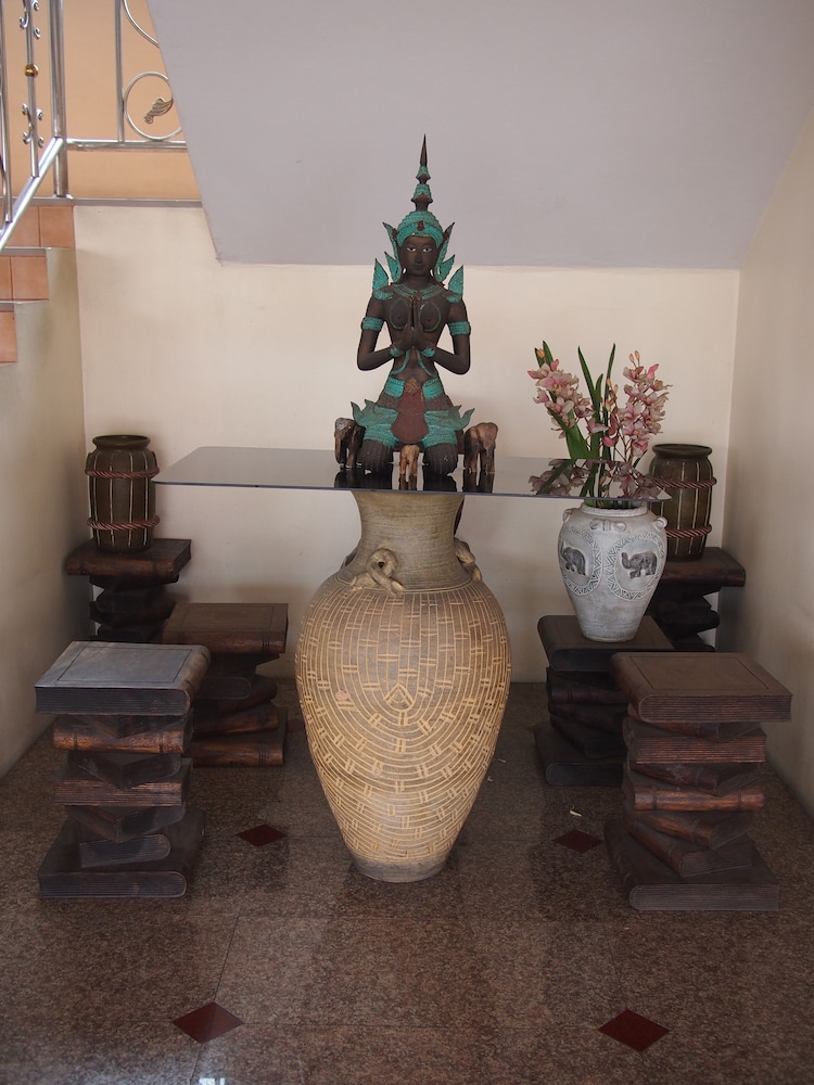 Navin Mansion 2 25/33