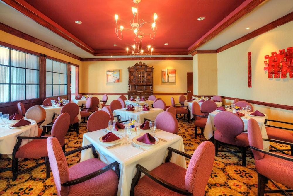Embassy Suites Laredo Tx 34/46