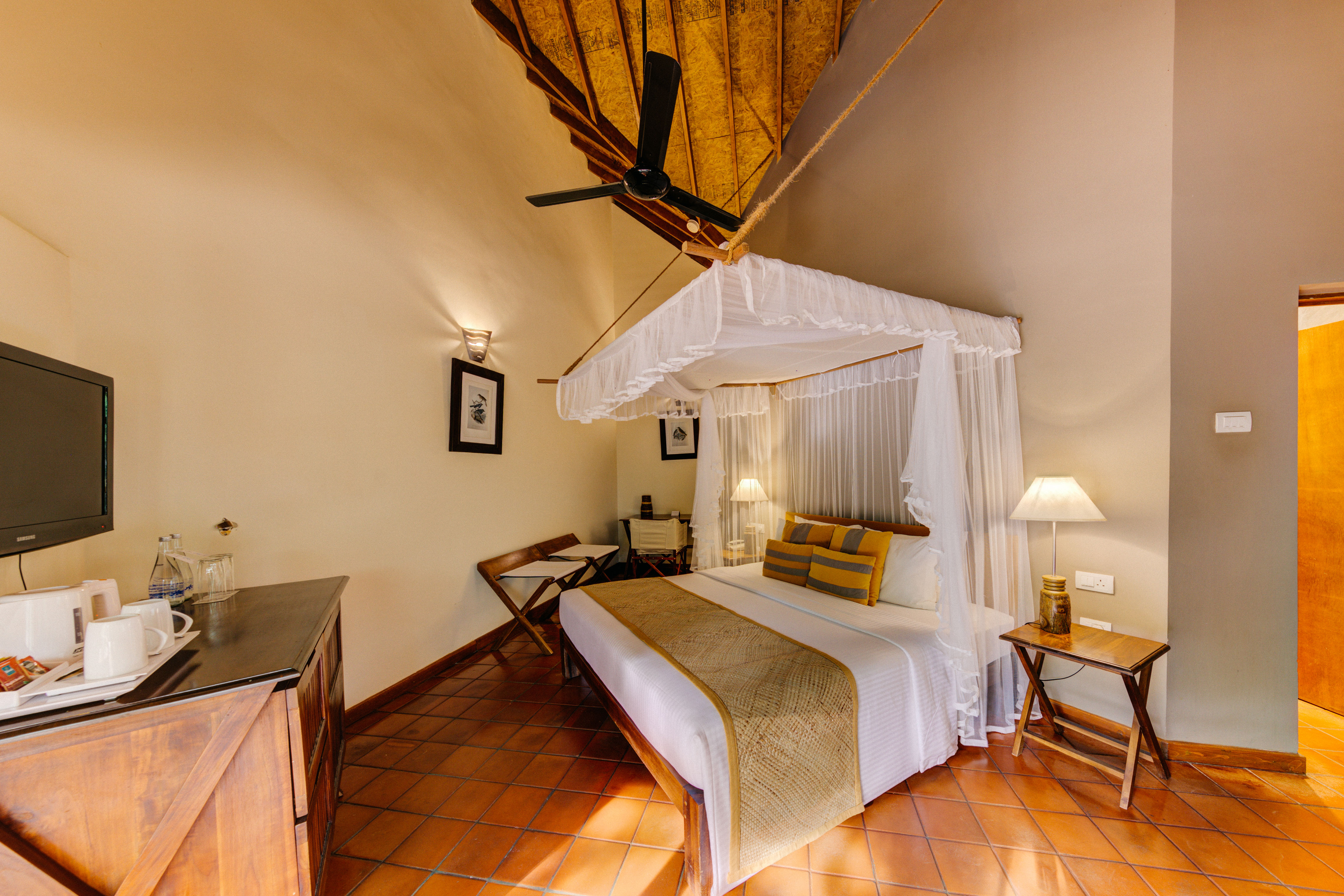Room at Cinnamon Wild Yala Hotel, PALATUPANA