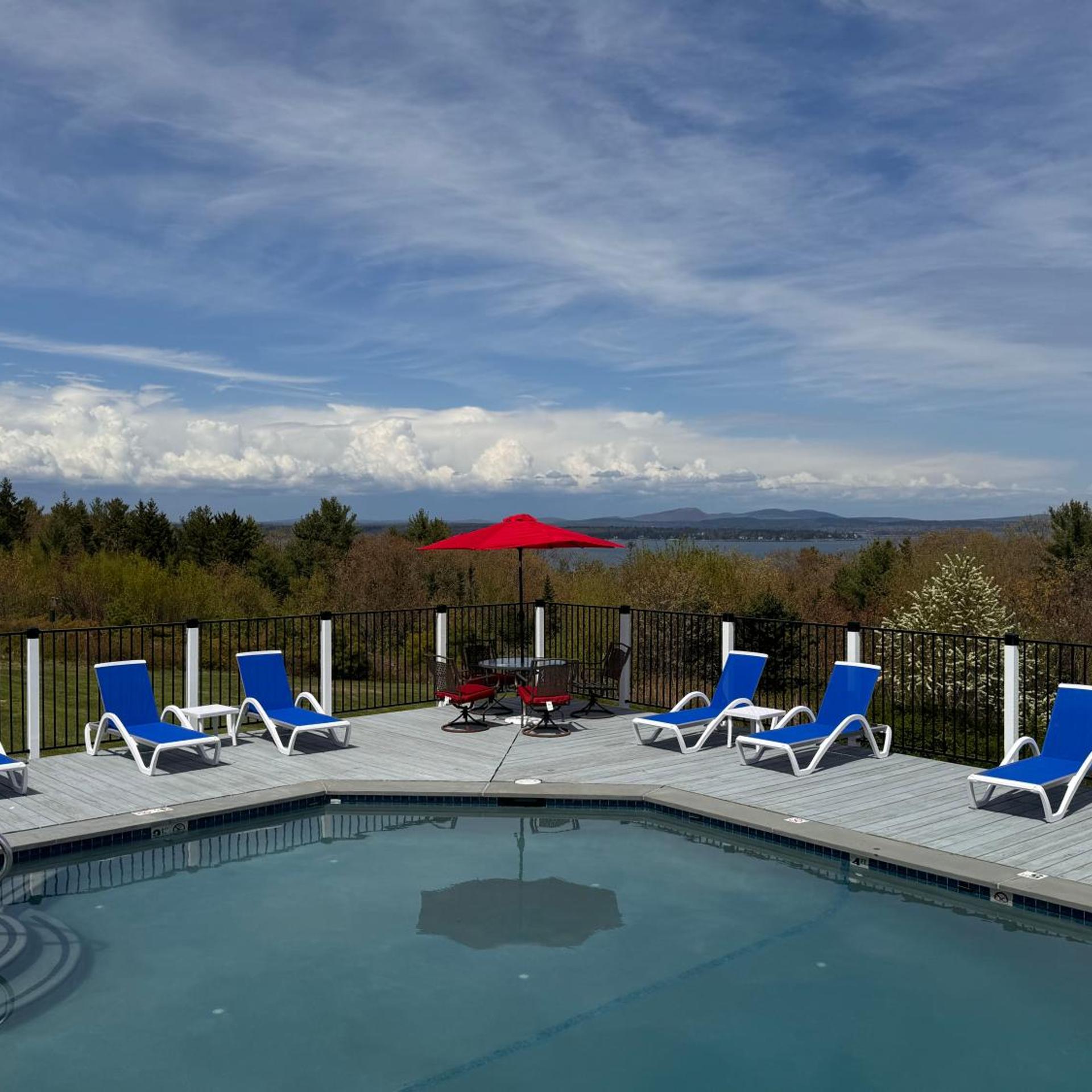 Acadia Ocean View Hotel 23/27