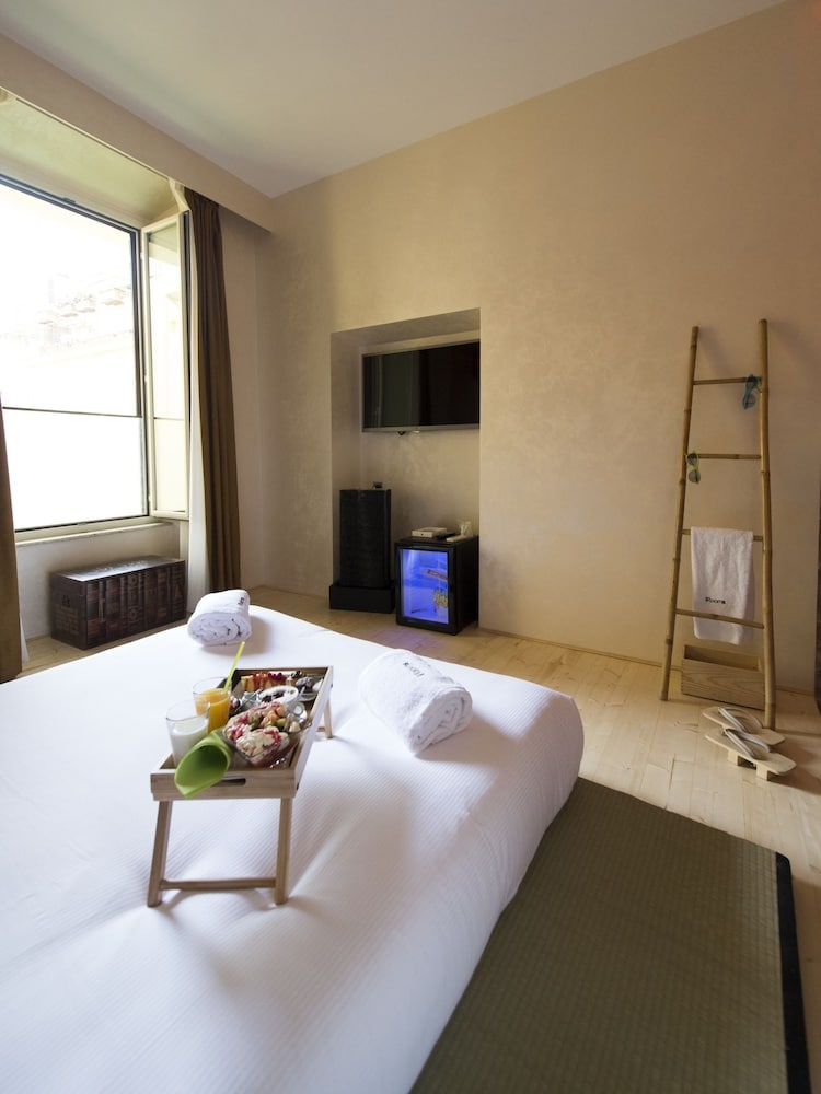 Irooms Pantheon & Navona 18/65
