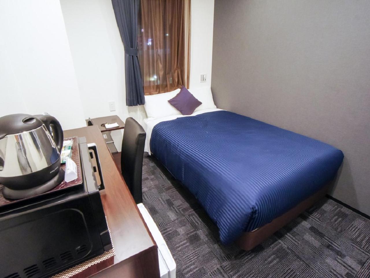Room, Semi Double Bed