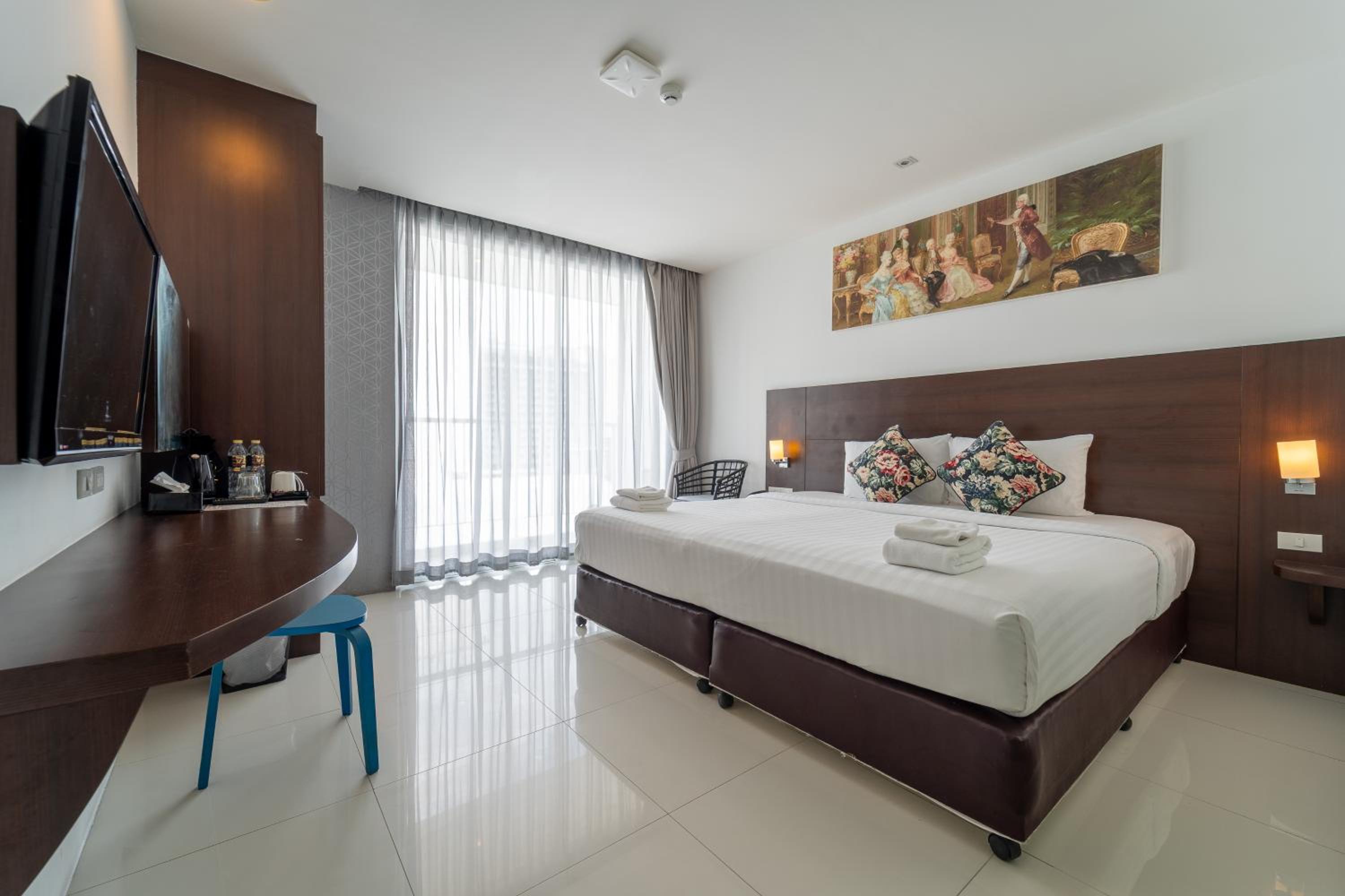 غرفة بسريرين منفصلين بشرفة، Rodina Beach Hotel 3/10