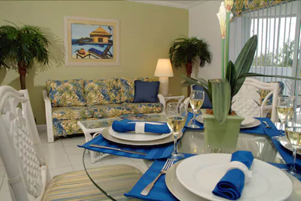Ocean Reef Yacht Club Resort 49/75