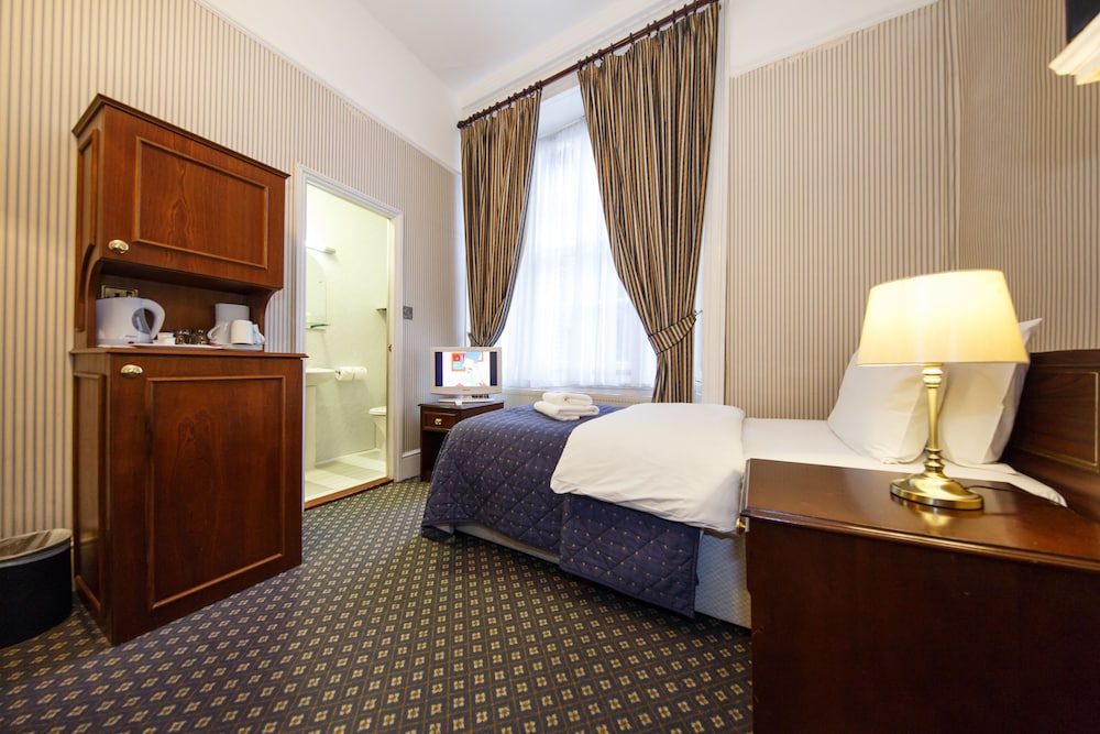 Regency House 37/69
