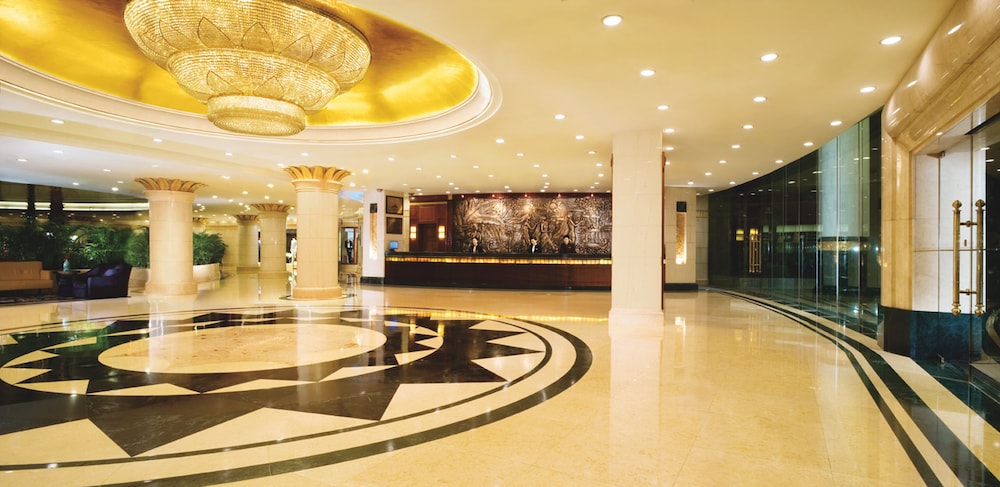 The Pavilion Hotel 3/50
