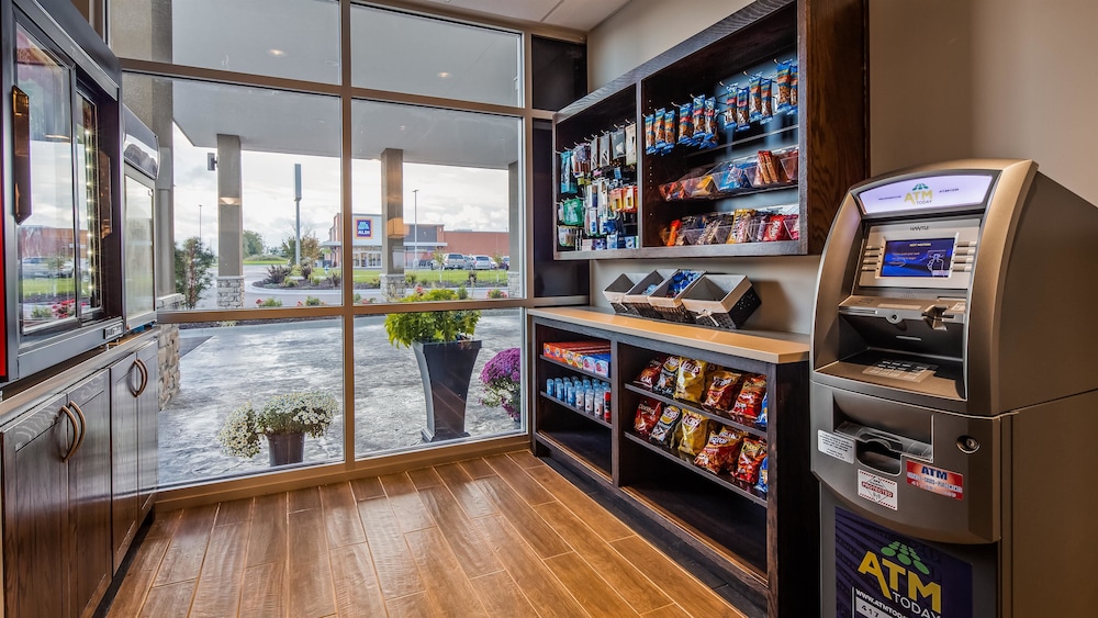 Best Western Plus Bolivar Hotel & Suites 36/46