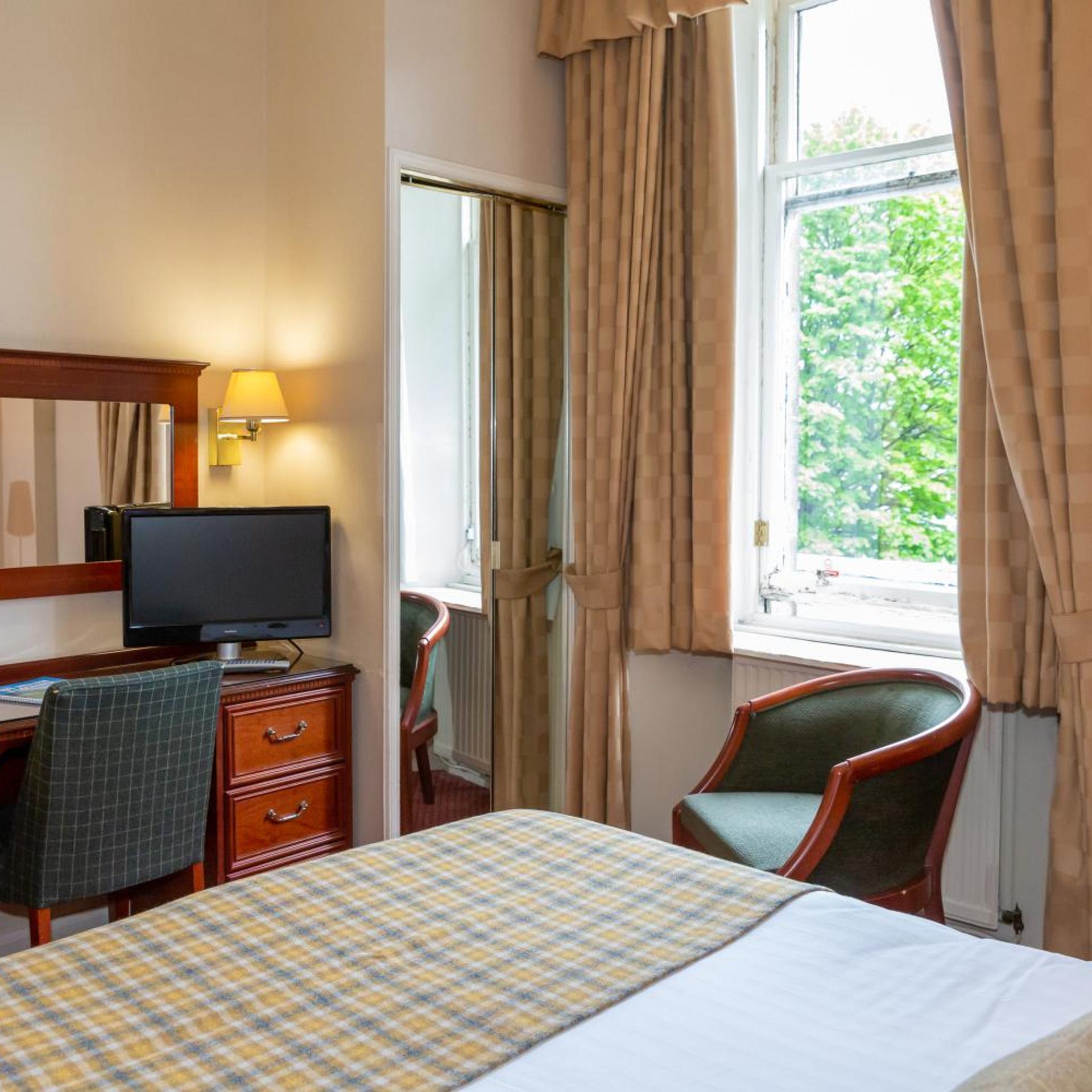 غرفة سوبيريور مفردة، Alexandra Hotel 7/18