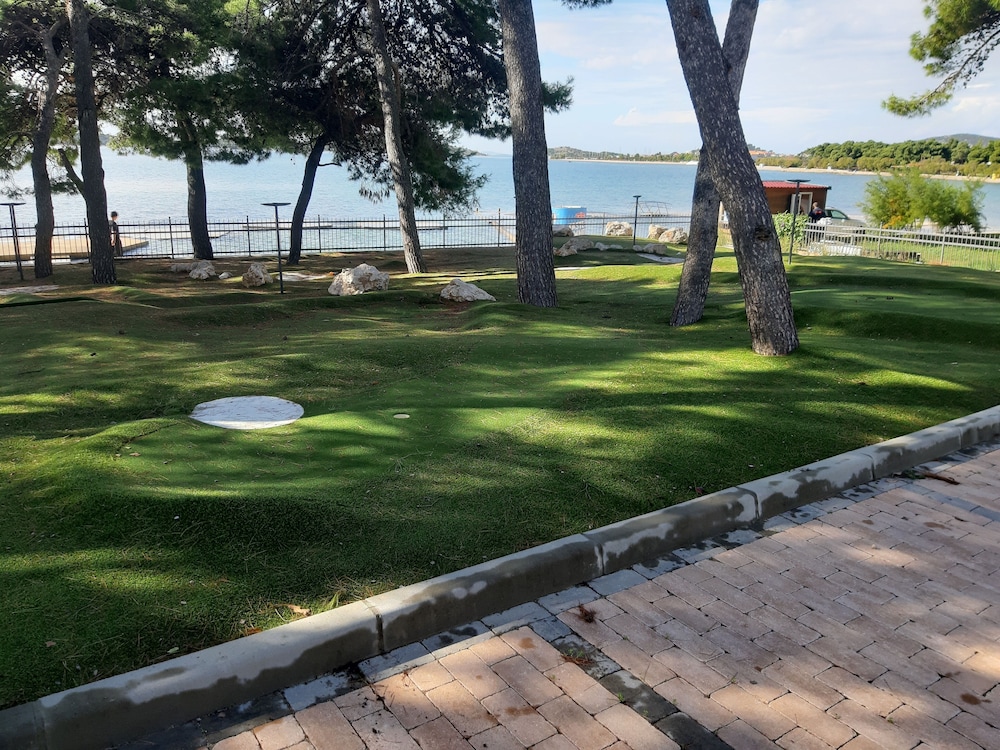 Villas Arausana Antonina 68/71