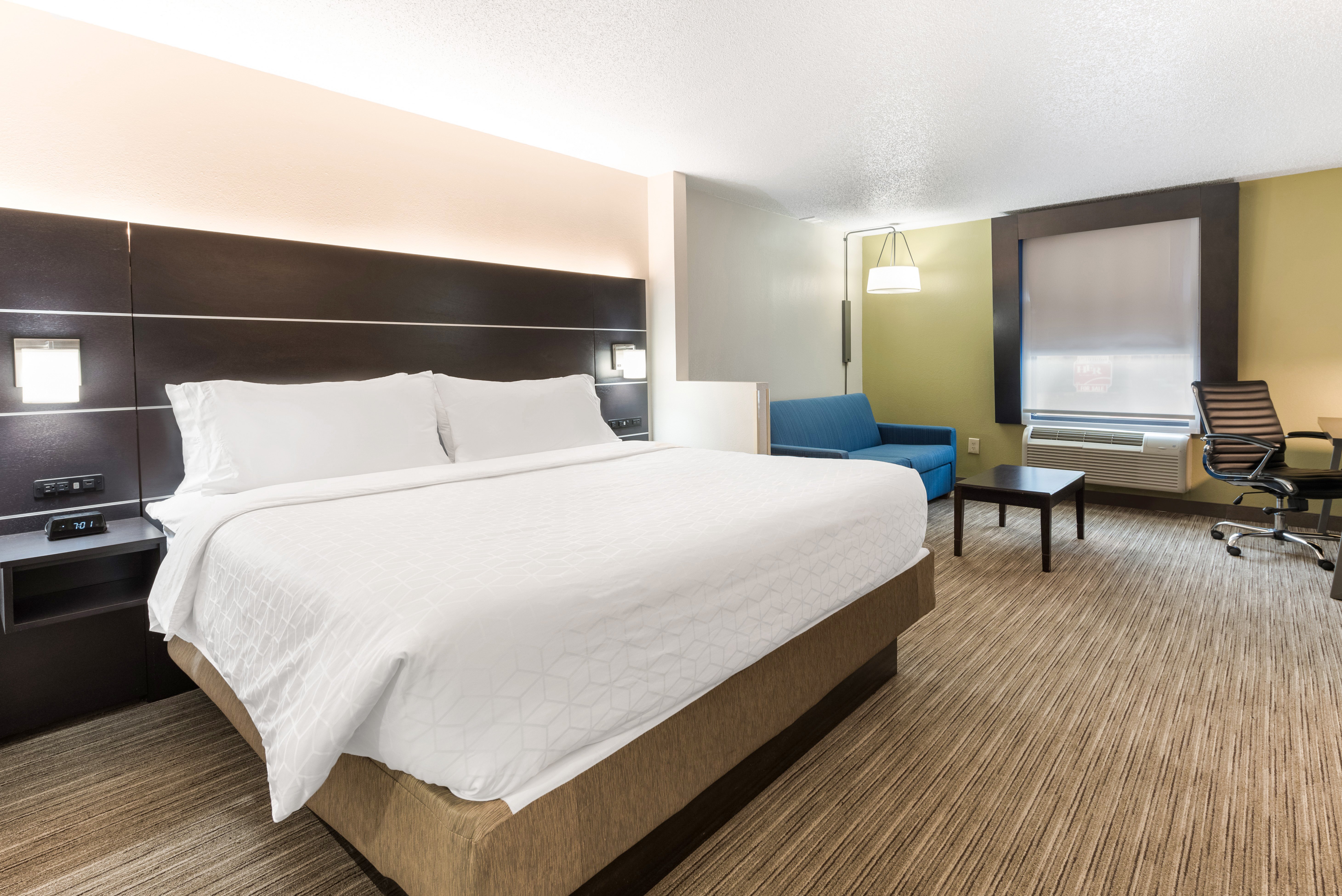 Leisure, King Bed