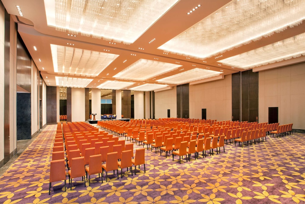 GRAND HYATT KOCHI BOLGATTY 62/71