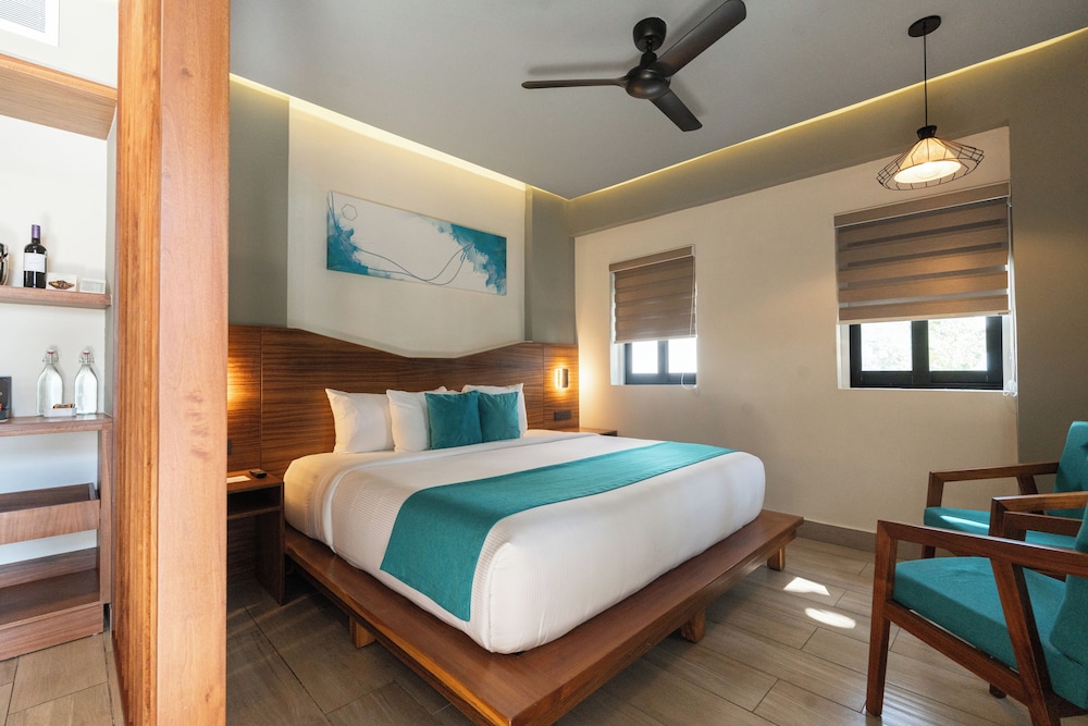 Cristalino Lagoon Front Hotel, Restaurant & Spa 34/94