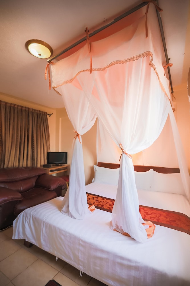 Airportview Hotel Nairobi 10/23