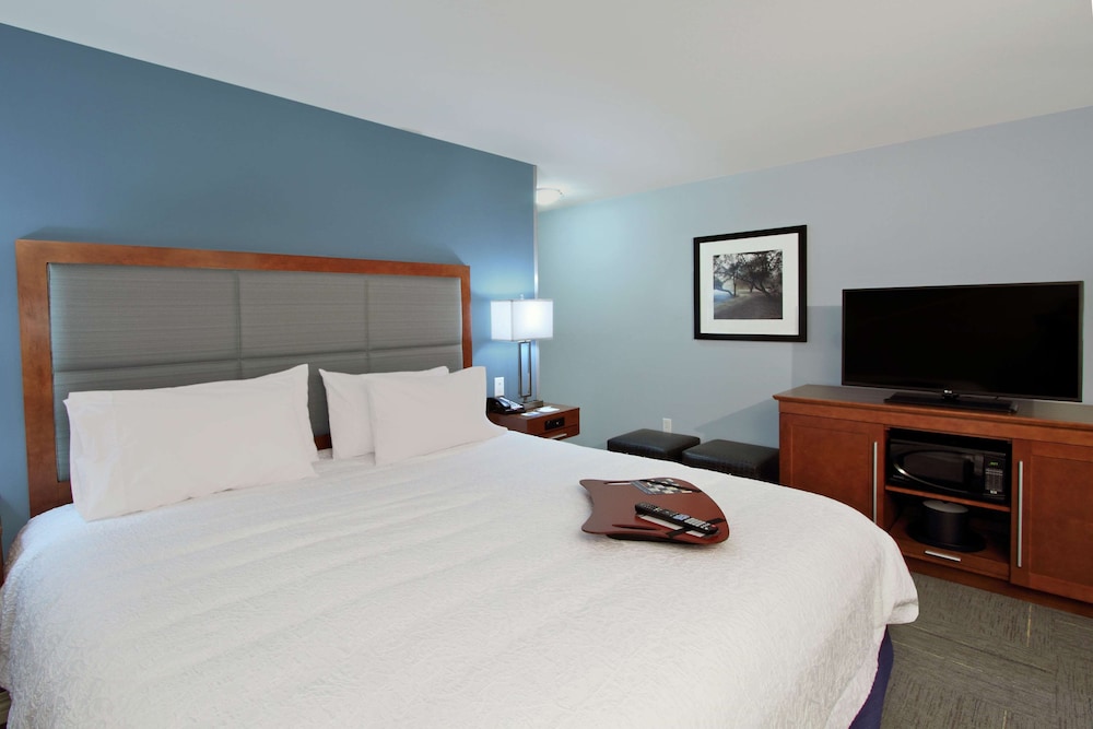 Hampton Inn Richland 9/43