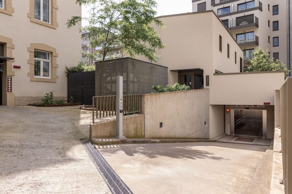Central City Luxury Residence 39/50