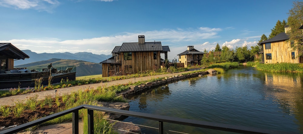 Hotel Yellowstone at Jackson Hole 40/50