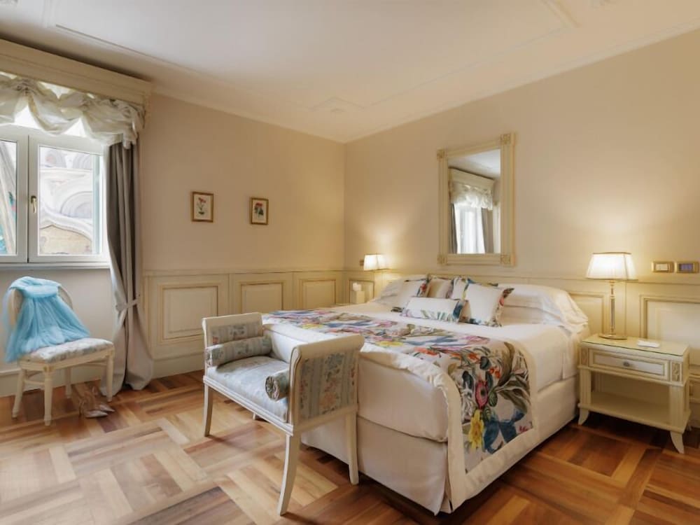 Hotel de Paris Sanremo 25/67