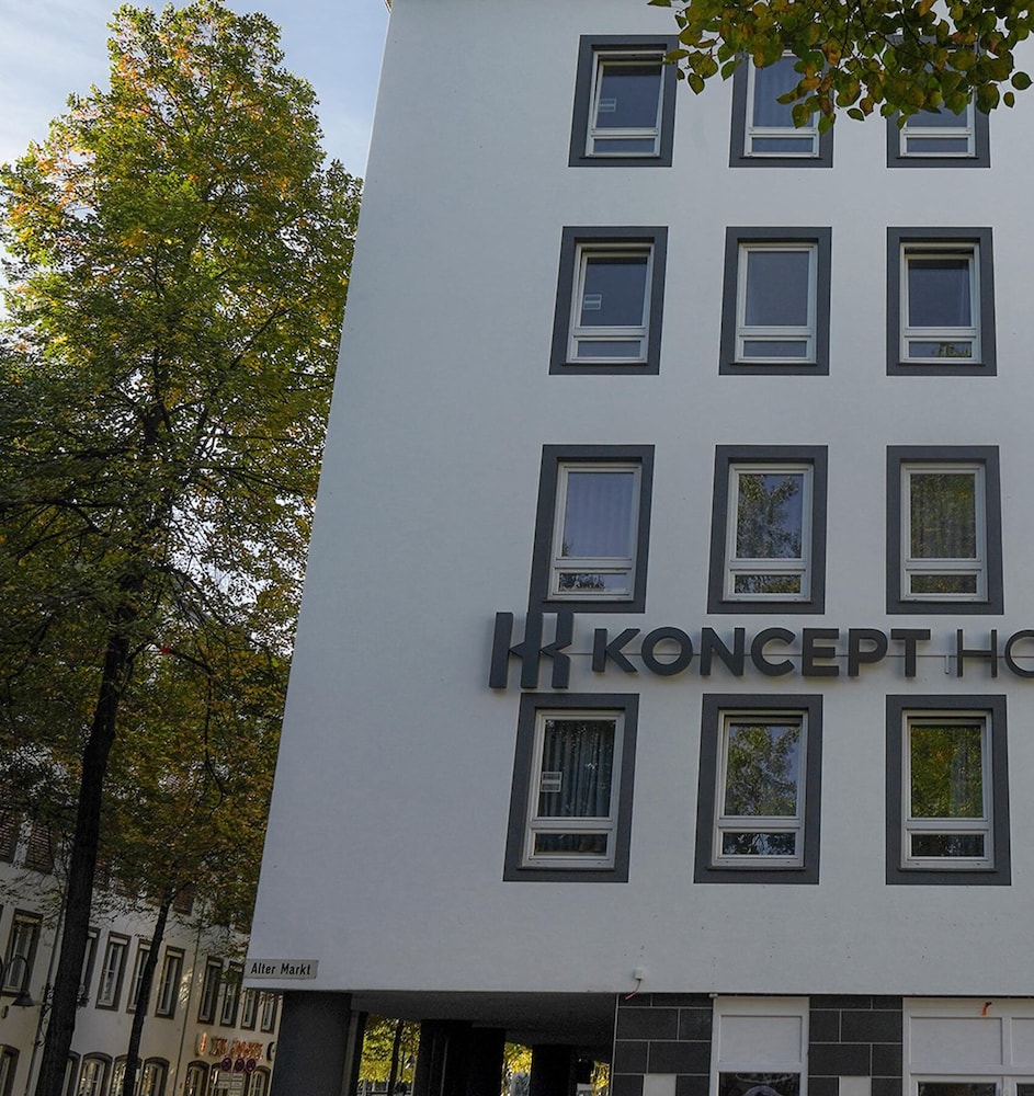 Koncept Hotel Zum Kostbaren Blut 3/42