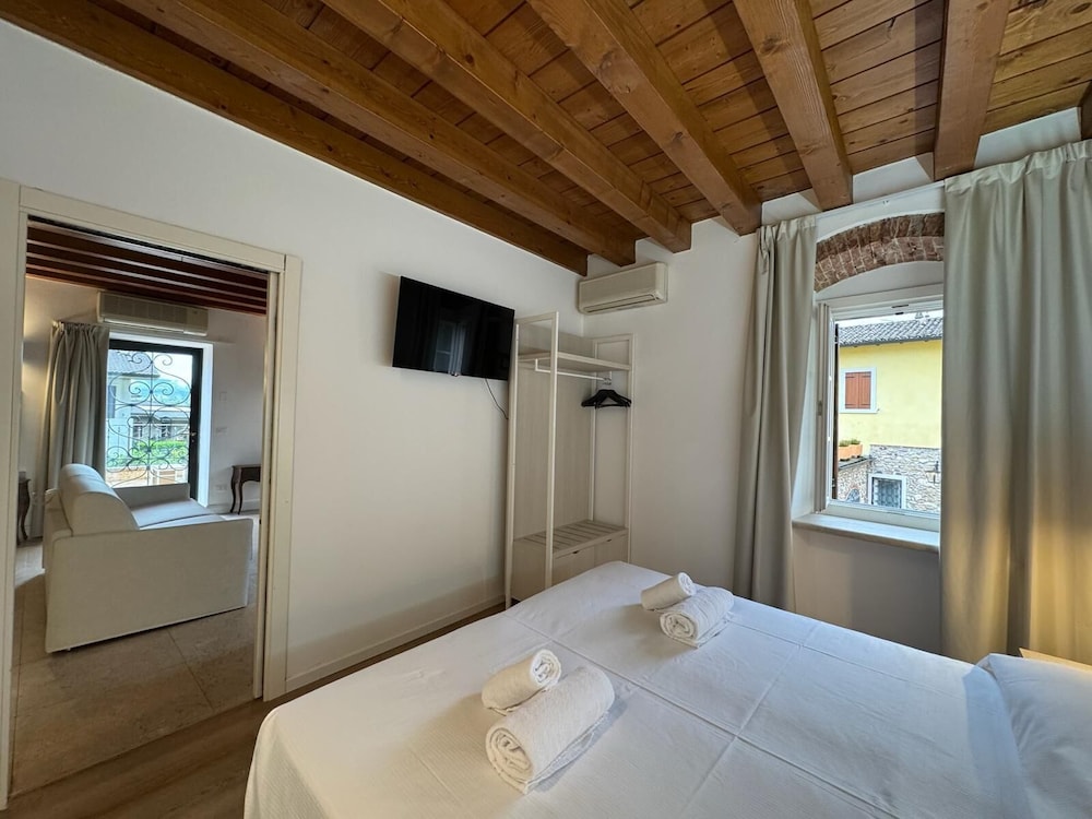 Corte Impero 10/50