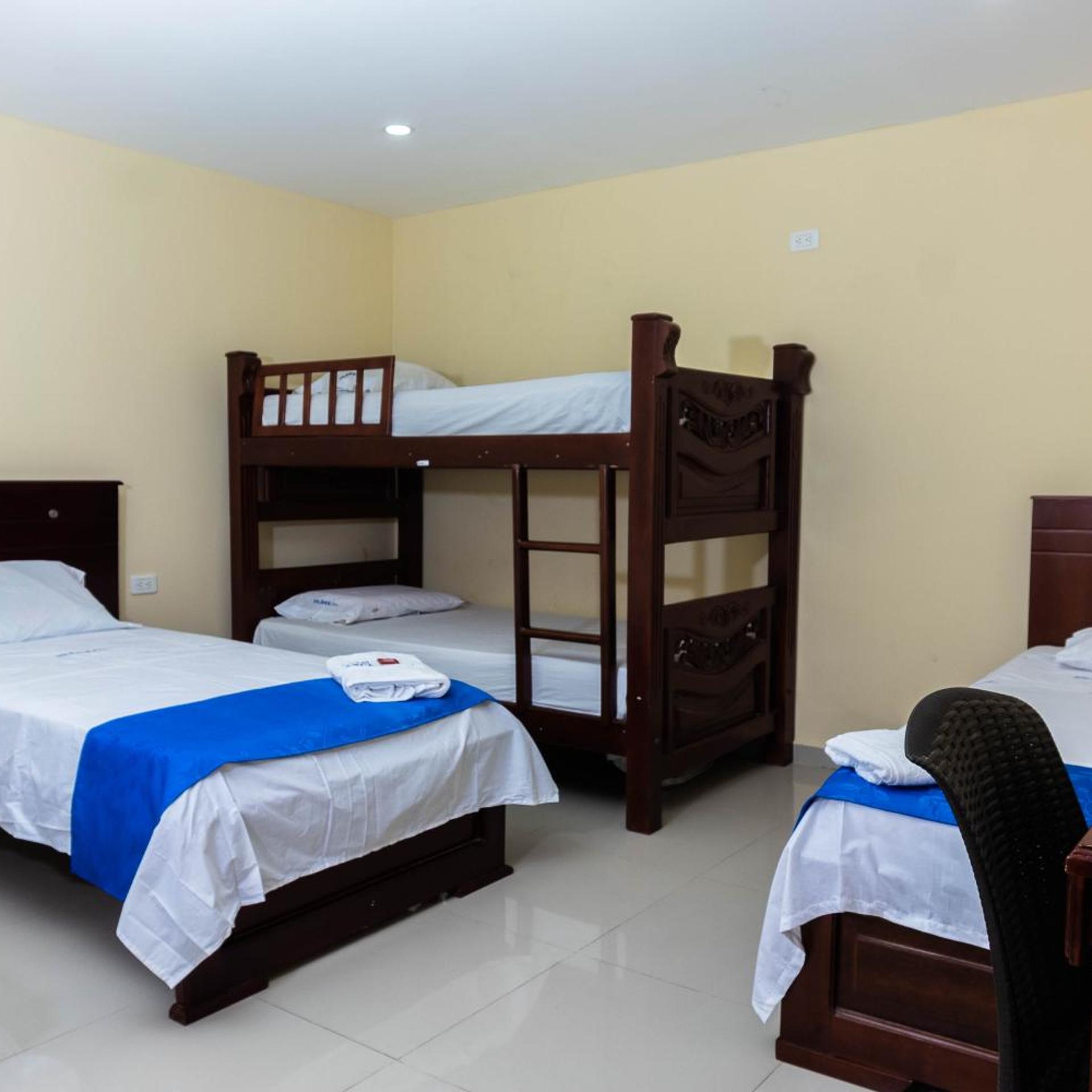 Hotel Arce Plaza 13/29