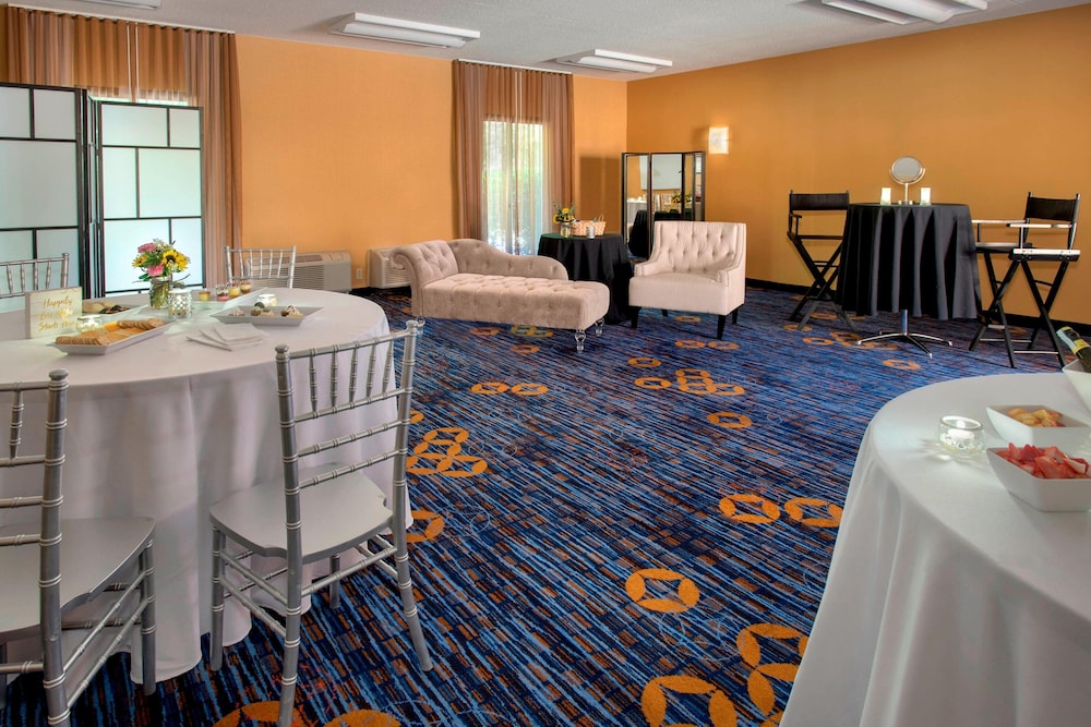 Courtyard by Marriott Boston Andover 38/59