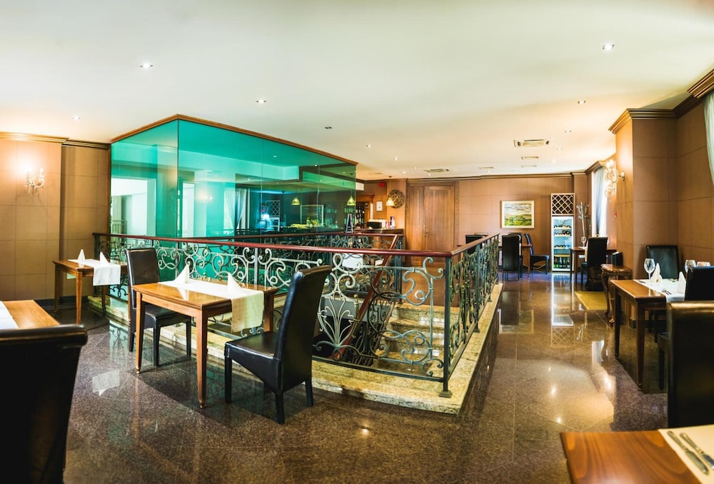 Ventura Boutique Hotel 45/50