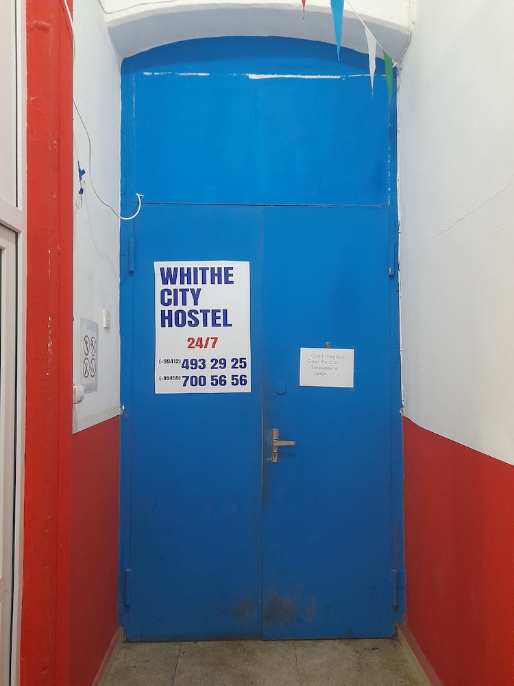 White City Hostel 18/35