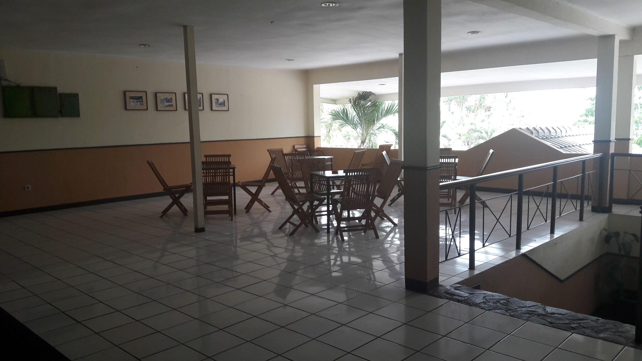 Hotel Augusta Garut 13/23