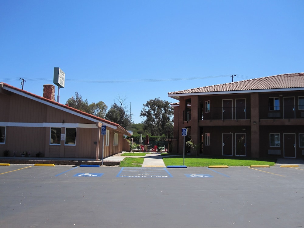 Rancho California Inn 11/43