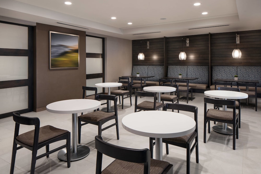 Residence Inn Boulder Canyon Boulevard 39/51