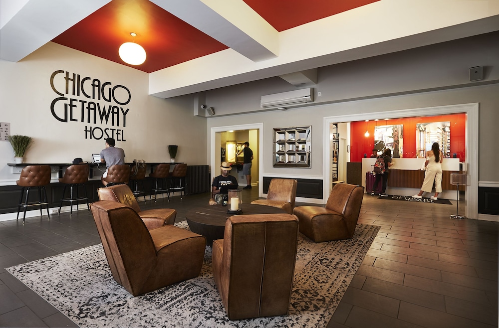 Chicago Getaway Hostel 28/50