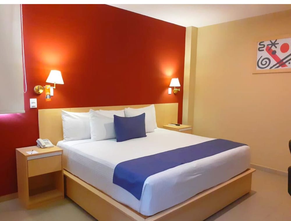 Standard, King Bed