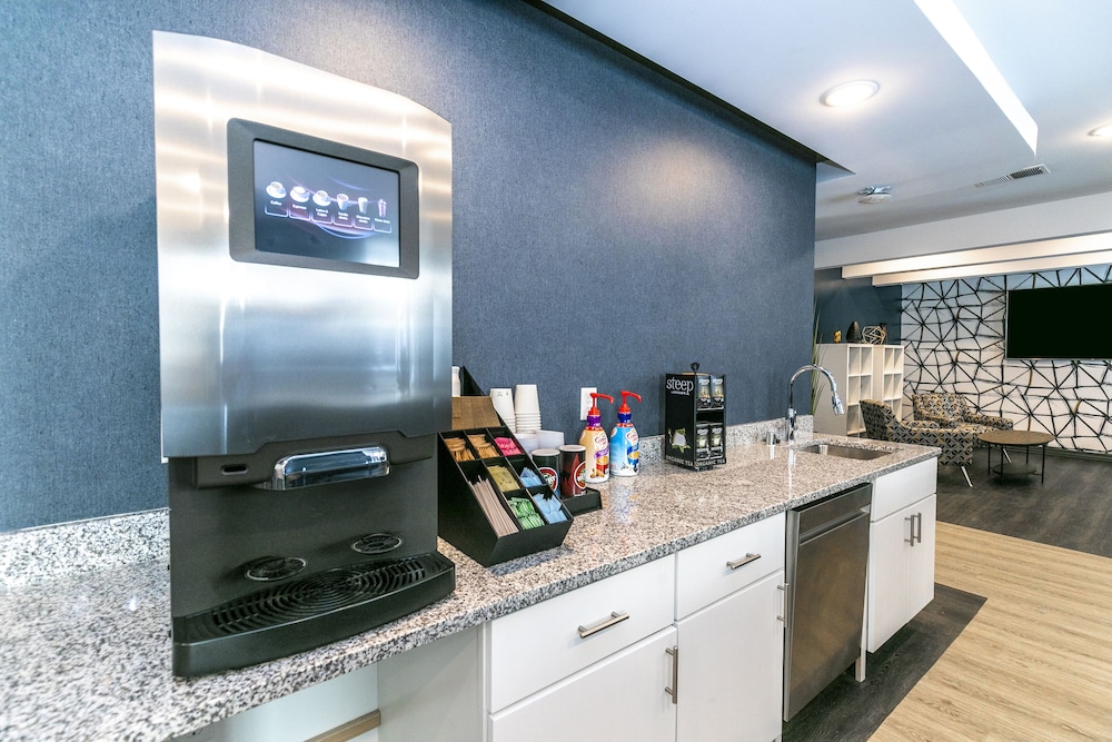 WaterWalk Extended Stay by Wyndham Minneapolis - Plymouth 8/62
