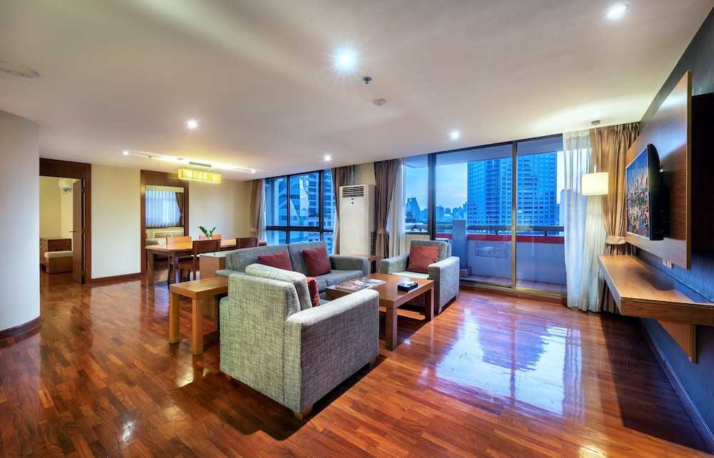 Bandara Silom Suites, Bangkok 57/78