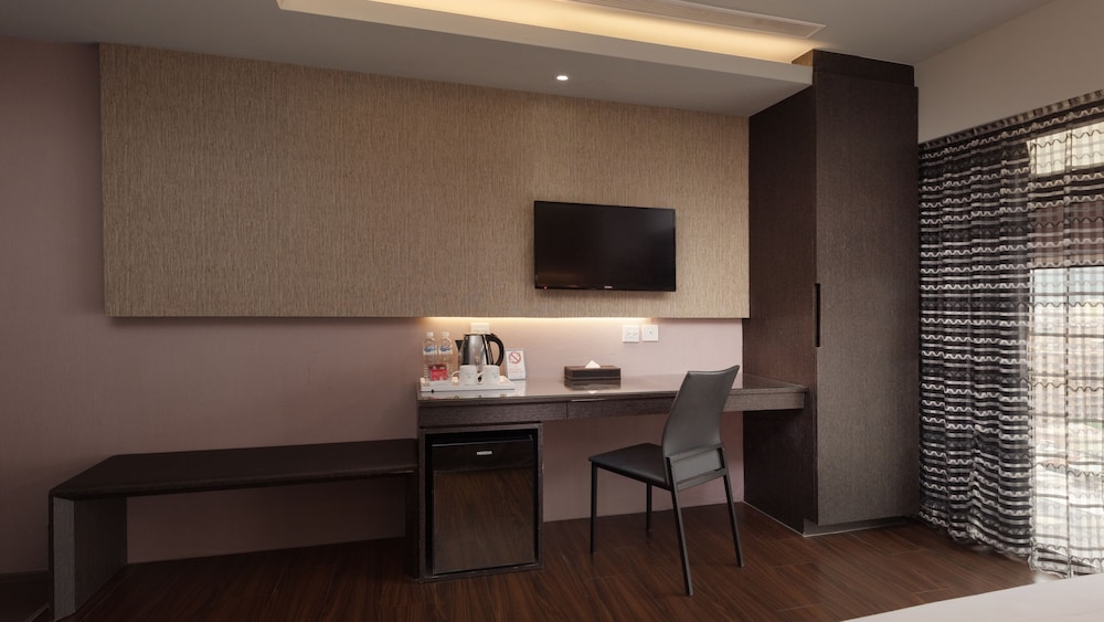 Fine Hotel 16/21