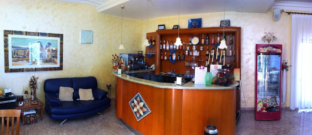 Cordial Hotel 4/33