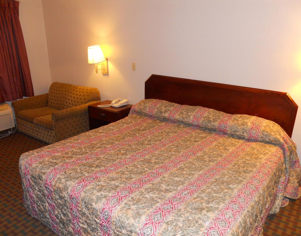 Americas Best Inns Beaufort 7/16