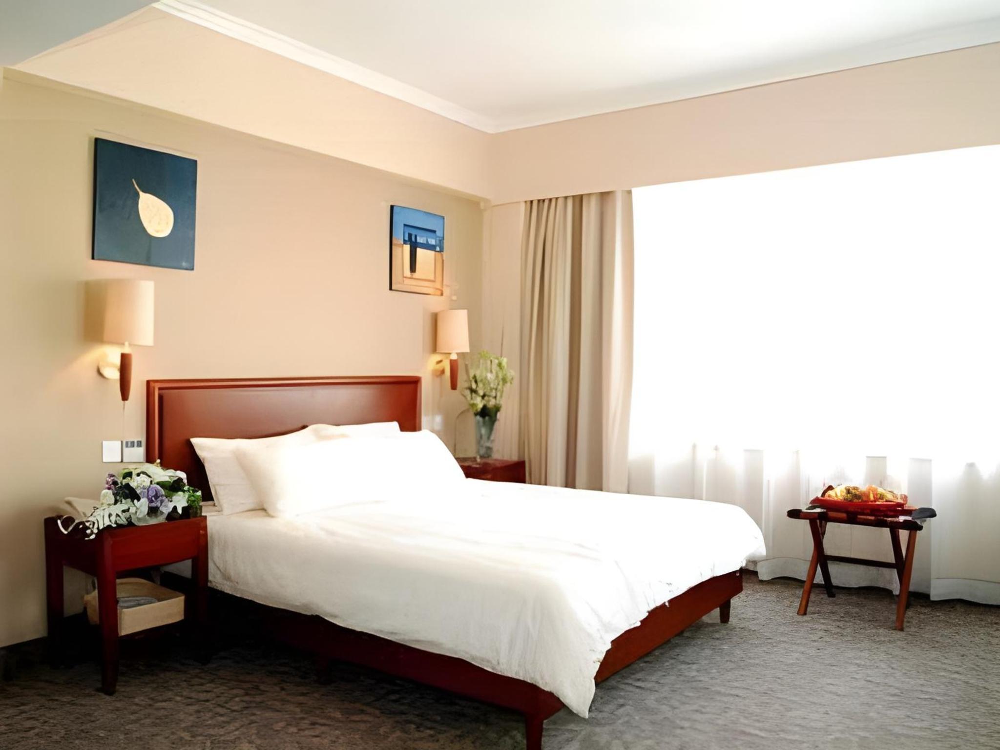 GreenTree Inn Yangzhou Yizheng East Zhenzhou Road Express Hotel 15/34