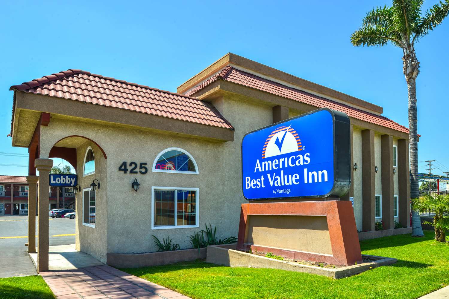 Americas Best Value Inn Rialto 1/8