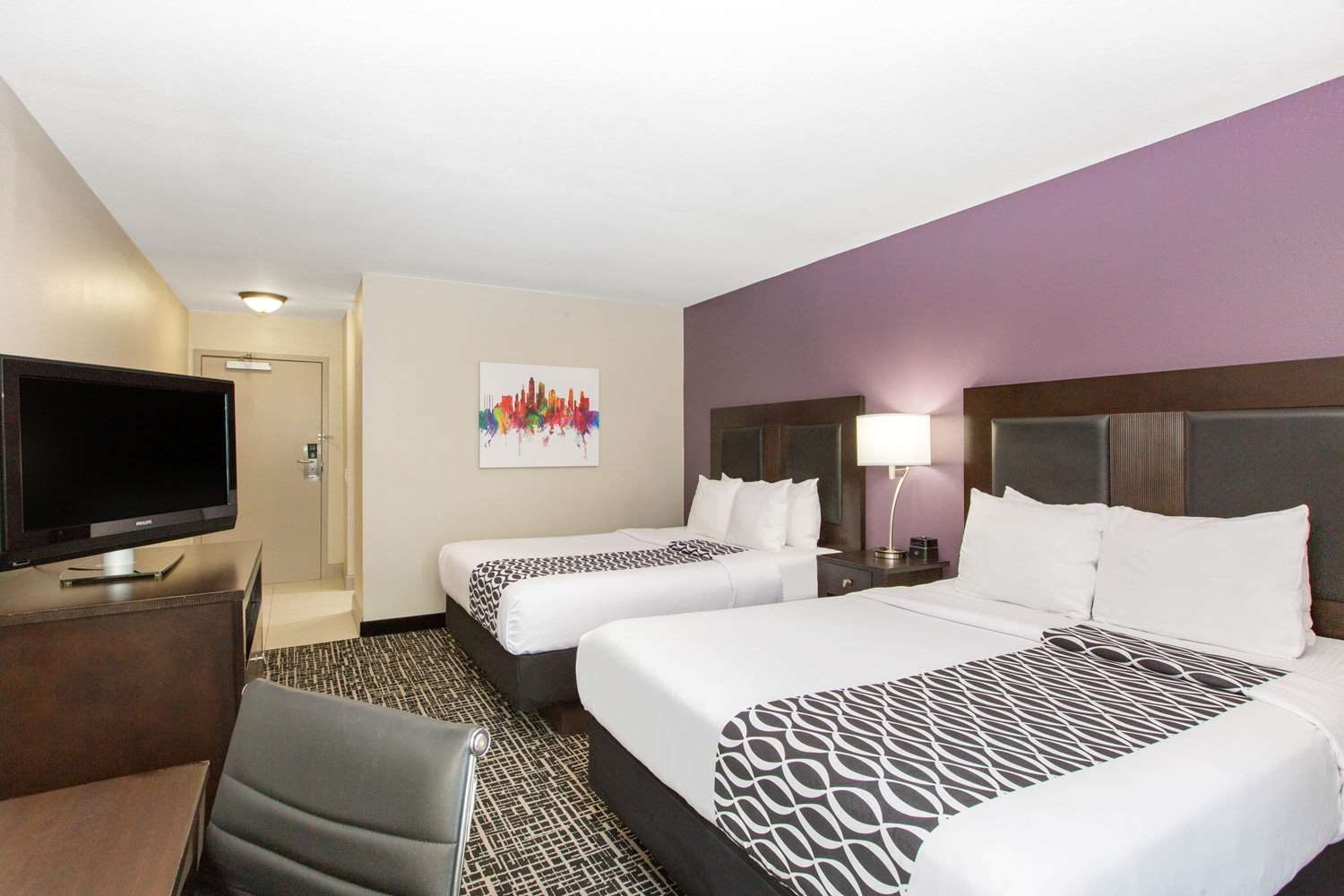 La Quinta Inn & Suites by Wyndham Blue Springs 5/31